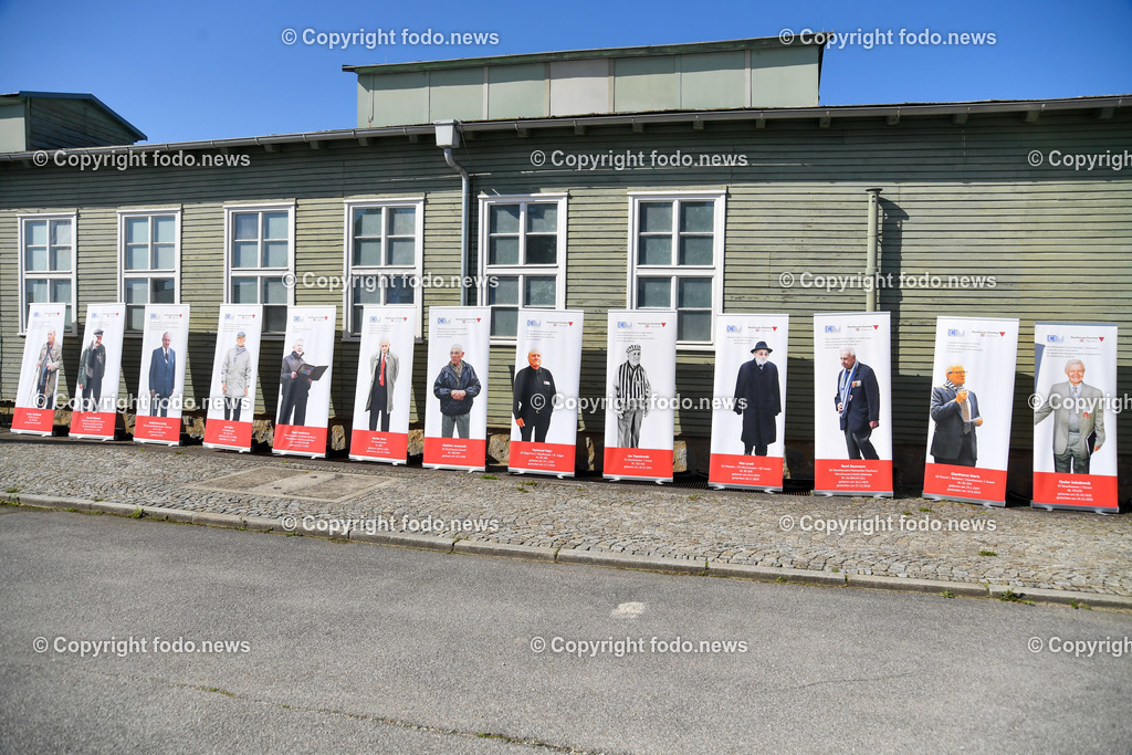 Internationale Gedenk- und Befreiungsfeier Gedenkstaette Mauthausen 2022_ 15.05.2022-16 | 15.05.2022, Mauthausen, AUT, Internationale Gedenk- und Befreiungsfeier Gedenkstaette Mauthausen 2022, im Bild Zeitzeugen auf Plakaten dargestellt// International Liberation Ceremony 2022, Mauthausen CC Memorial 2022/05/15