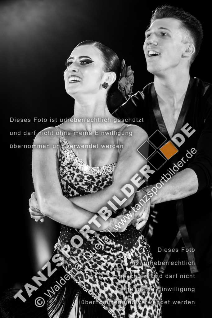 20260322-02402 | Hier finden Sie Tanz Bilder vom Latein und Standard Formationen tanzen. Sportbilder vom Tanzsport. Schöne Fotos und von Weltmeisterschaft, Europameisterschaft, Bundesliga, Regionalliga, Oberliga und Landesliga sowie von GOC Stuttgart, DanceComp, WM Bremen