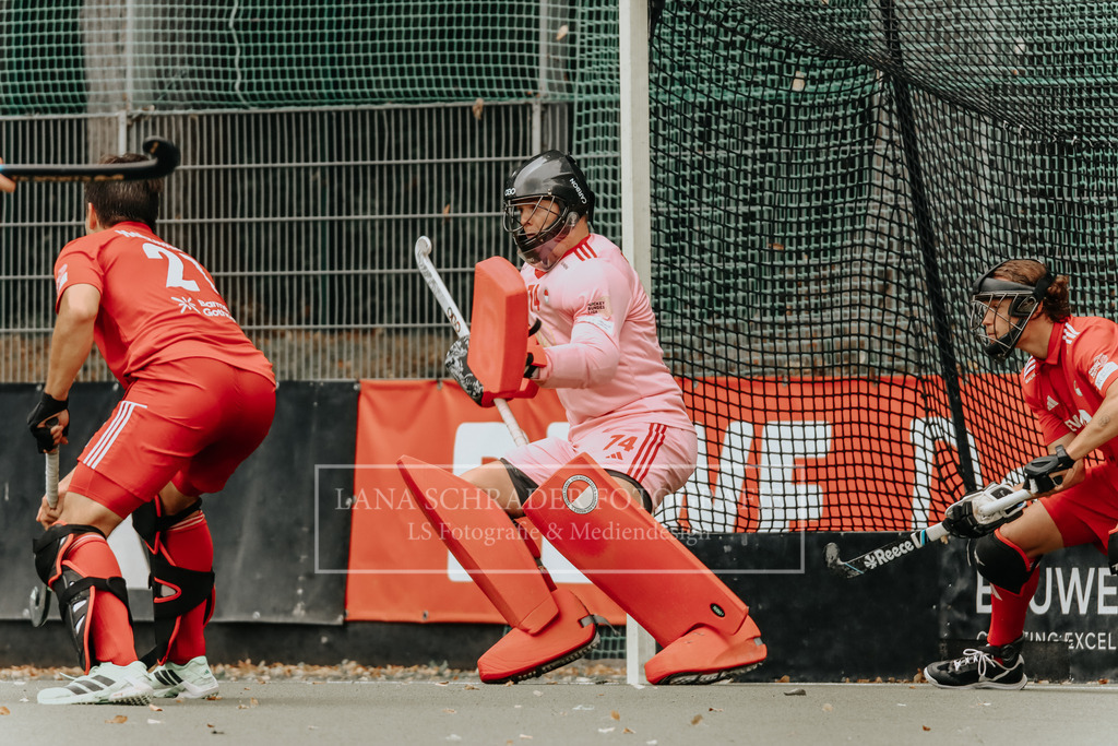 Herren_Bundesliga_02_F_RWK-UHC_21.09.25_Köln (412 von 471) | lanaschraderfotografie - Realisiert mit Pictrs.com