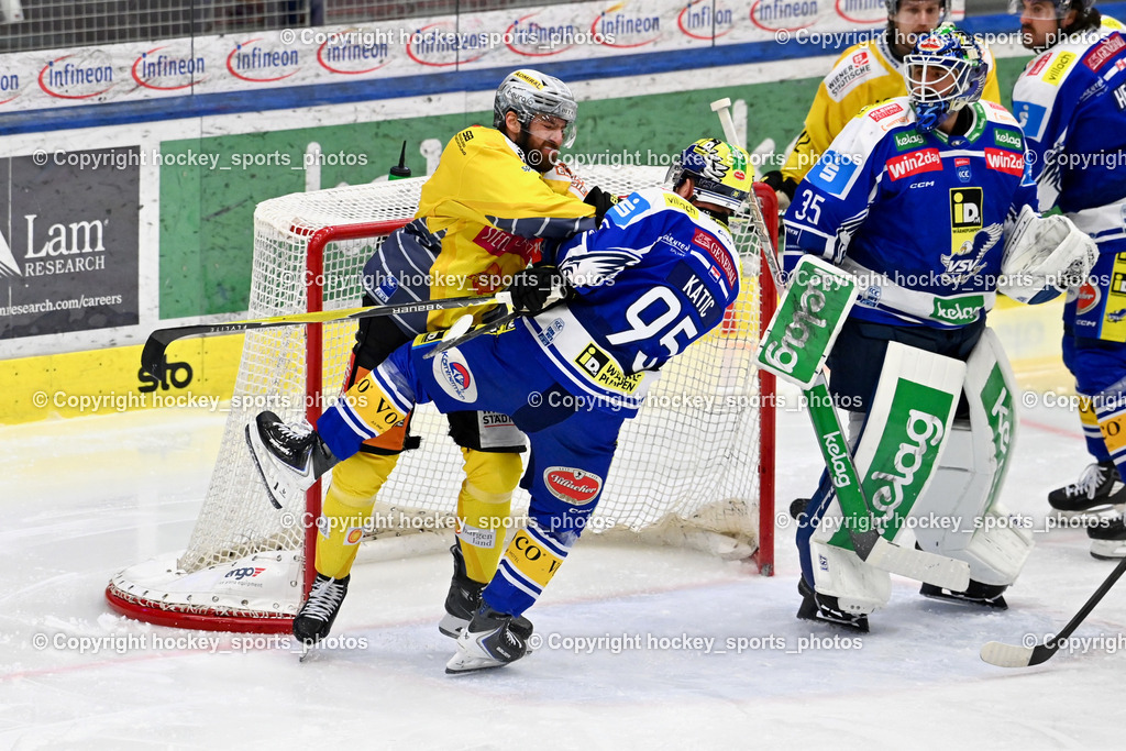EC IDM Wärmepumpen VSV vs. Vienna Capitals | #95 Mark Katic EC VSV, #35 Joe Cannata EC VSV, #25 Jeremy Gregoire Vienna Capitals, EC IDM Wärmepumpen VSV vs. Vienna Capitals, EC IDM Wärmepumpen VSV vs. Vienna Capitals am 28.01.2026 in Villach (Stadthalle Villach), Austria, (Photo by Bernd Stefan)