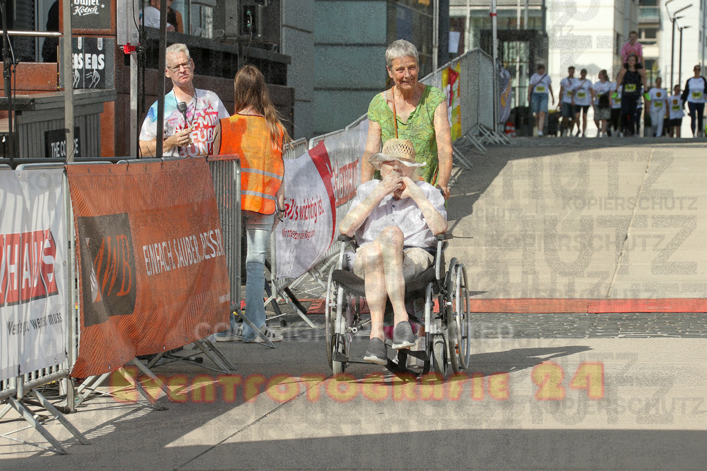 250920_1358_EX1_7172 | Sportfotografie im Rhein-Sieg Kreis, Köln, Bonn, NRW, Rheinland Pfalz, Hessen, etc. Unser Tätigkeitsfeld umfasst den Laufsport vom Volkslauf über den Marathon, Duathlon, Triathon bis zum Ultralauf wie Kölnpfad Ultra oder Schindertrail.