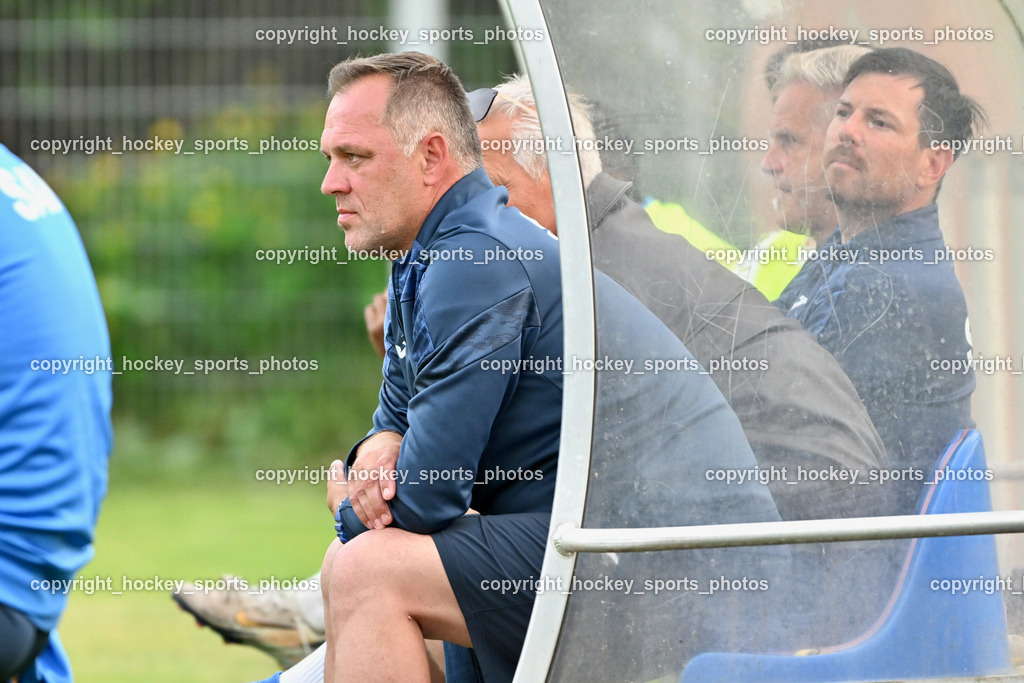 SAK vs. Austria Klagenfurt Amateure | Headcoach SAK Goran Jolic, #31 Simon Sadnek SAK, SAK vs. Austria Klagenfurt Amateure, SAK vs. Austria Klagenfurt Amateure am 08.05.2026 in Klagenfurt (Sportpark Welzenegg), Austria, (Photo by Bernd Stefan)