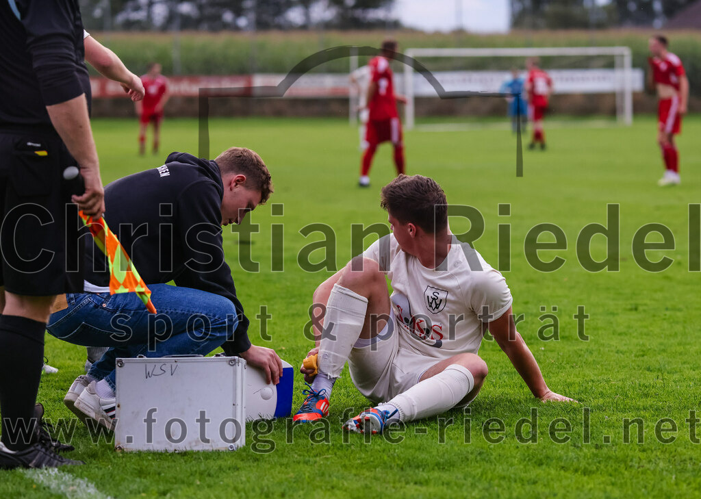 2023-08-04_038_SV_Walpertskirchen_gegen_FC_Finsing | Walpertskirchen, Deutschland, 04.08.2023:
Fußball, Kreisliga 2023 / 2024, 2. Spieltag, SV Walpertskirchen gegen FC Finsing, Endergebnis: 3:3

Florian Rauch (SV Walpertskirchen, #7)

Foto: Christian Riedel / fotografie-riedel.net