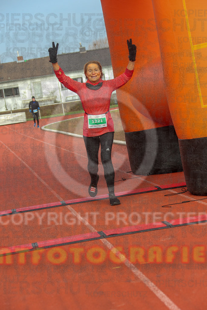 230129_1123_EX1_4817 | Sportfotografie im Rhein-Sieg Kreis, Köln, Bonn, NRW, Rheinland Pfalz, Hessen, etc. Unser Tätigkeitsfeld umfasst den Laufsport vom Volkslauf über den Marathon, Duathlon, Triathon bis zum Ultralauf wie Kölnpfad Ultra oder Schindertrail.