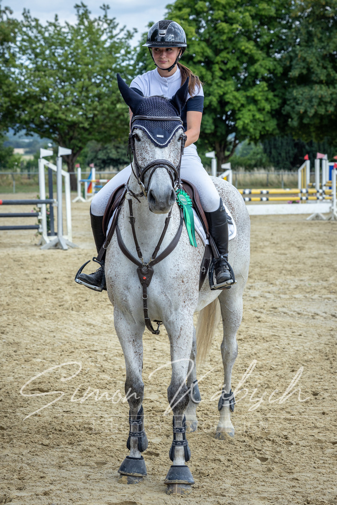 20260704-_3LI1912 | Tierfotografie Pferde, Hunde, Katzen, Haustiere.
Turnierfotografie Reitturniere, Reiten, Springreiten, Dressur in Hanau, dem Main-Kinzig-Kreis und dem Rhein-Main- Gebiet um Frankfurt