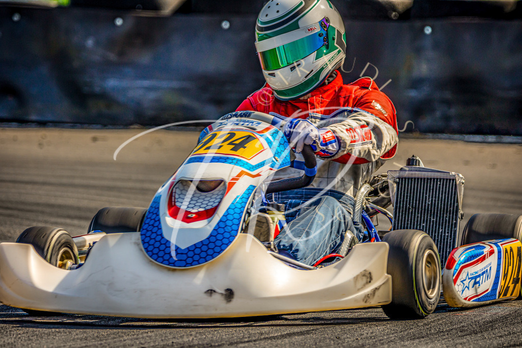 D9B3EB87-D1A6-480B-A20D-C3C78BBC027F | traudl_s_fotos