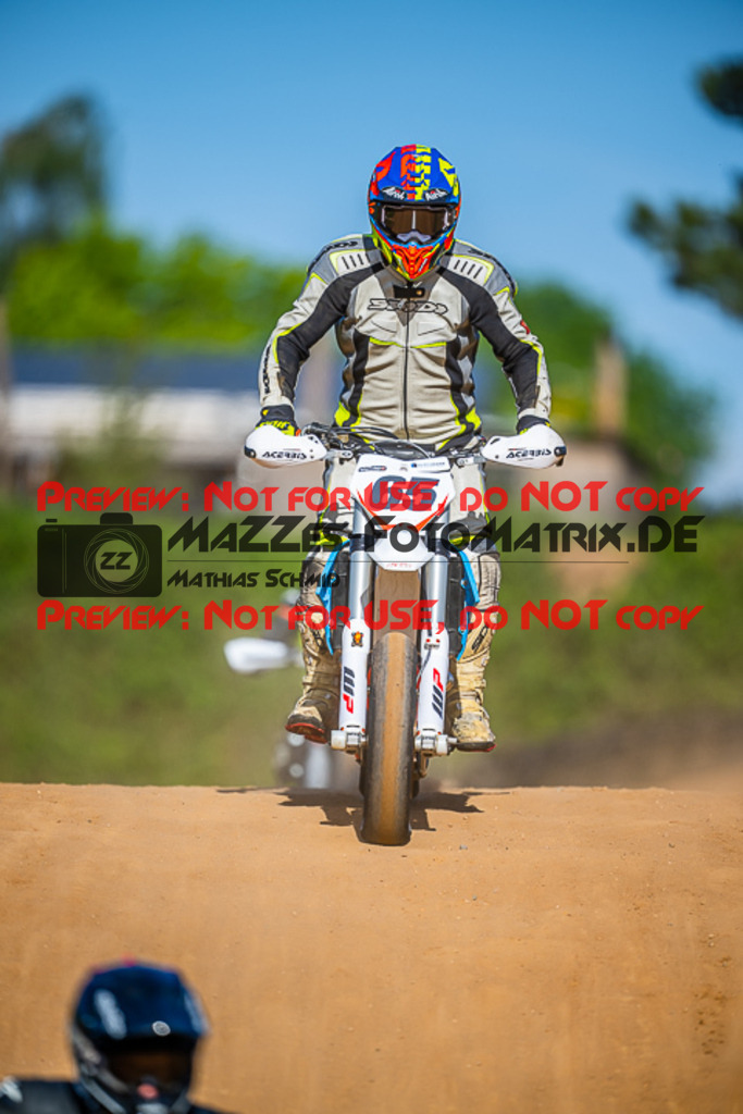 MaZZes_FotoMatrix_220528_5595 | Fotograf Mathias Schmid
Sportfotograf,
Eventfotograf,
Hochzeitsfotograf,
Portraitfotograf