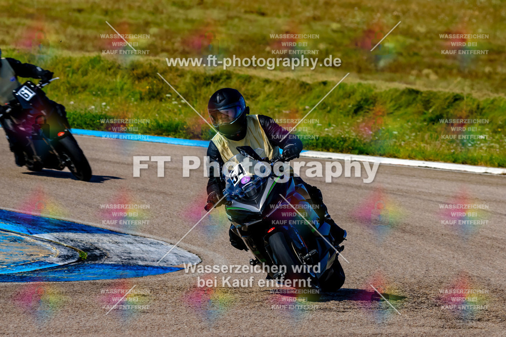 054-3763 | Hier findet Ihr Bilder von Touristenfahrten auf der Nürburgring Nordschleife oder von anderen Veranstaltungen die ich besucht habe. Viel Spass beim Durch Schauen 
