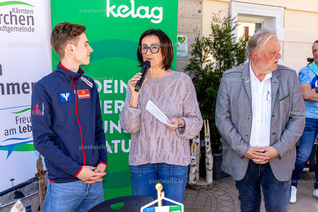 Autogrammstunde mit Maximilian Ortner | Bildershop von pixelworld.at - Realisiert mit Pictrs.com