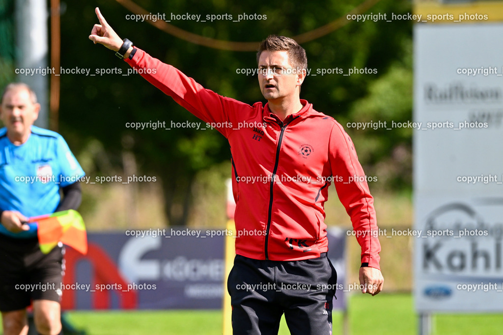 SV Rothentuhurn vs. URC Thal Assling | Headcoach SV Rothenthurn Hannes Truskaller, SV Rothentuhurn vs. URC Thal Assling, SV Rothentuhurn vs. URC Thal Assling am 15.09.2024 in Rothenthurn (Sportplatz Rothenthurn), Austria, (Photo by Bernd Stefan)
