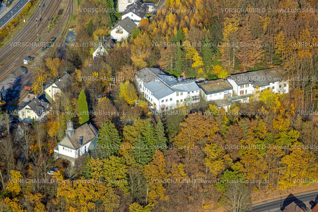 Hagen251102319 | Luftbild, Jugendbildungsstätte Don Bosco, Kirche am Haus, Rummenohl, herbstliche Bäume, Dahl, Hagen, Ruhrgebiet, Nordrhein-Westfalen, Deutschland