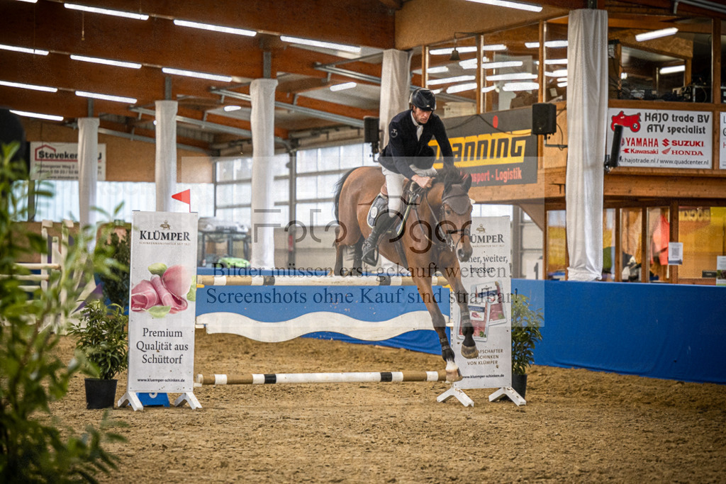 DOS_3506 | Entdecke hochwertige Reitturnierfotos von Foto Oger. Professionell, emotional und authentisch – jetzt Lieblingsmomente im Shop bestellen.Deutschlandweite Turnierfotografie. - Realisiert mit Pictrs.com