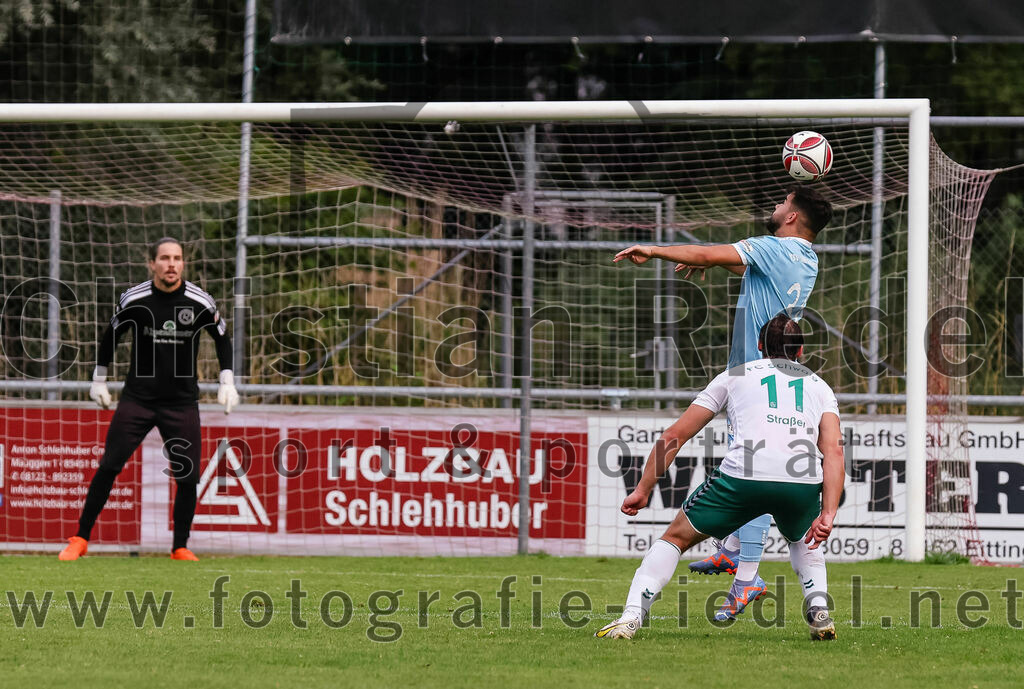 2023-07-28_053_FC_Schwaig_gegen_TSV_1860_Rosenheim | Oberding, Deutschland, 28.07.2023:
Fußball, Landesliga Südost 2023 / 2024, 3. Spieltag, FC Schwaig gegen TSV 1860 Rosenheim, Endergebnis: 1:1

Auron Hetemi (TSV 1860 Rosenheim, #34), Markus Straßer (FC Schwaig, #11)

Foto: Christian Riedel / fotografie-riedel.net