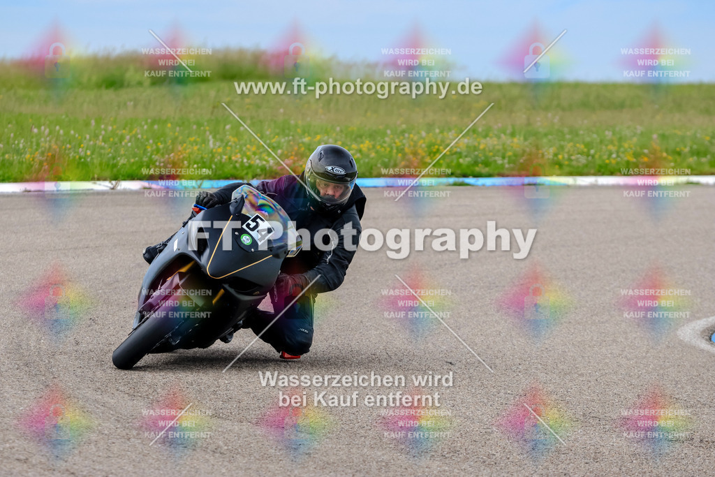 MotoTeam-2121 | Hier findet Ihr Bilder von Touristenfahrten auf der Nürburgring Nordschleife oder von anderen Veranstaltungen die ich besucht habe. Viel Spass beim Durch Schauen 