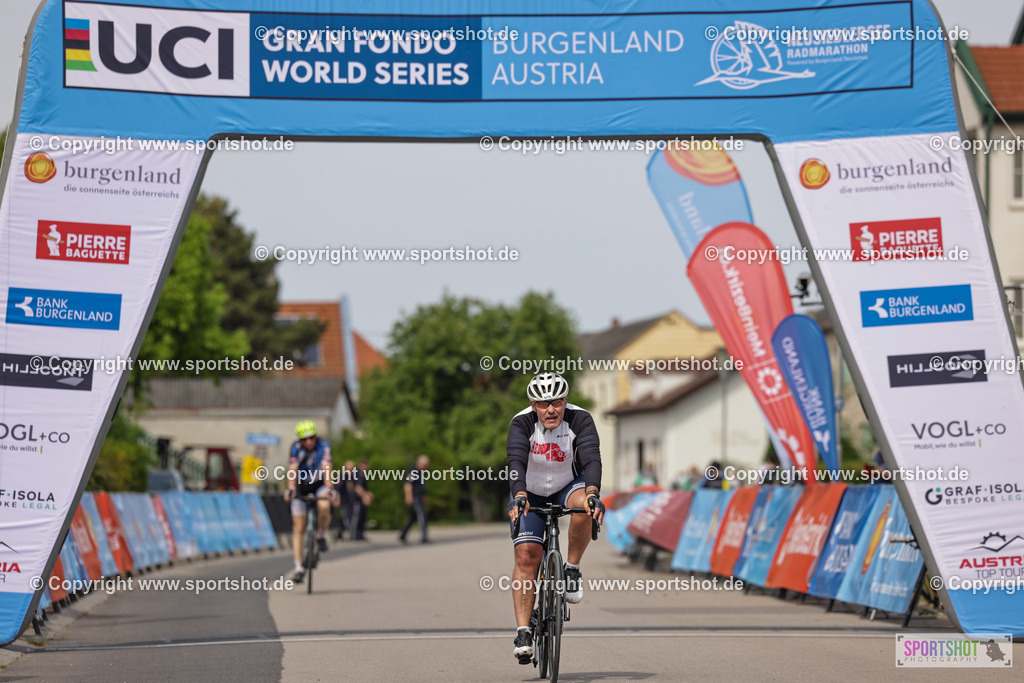 VJ__9943 | Neusiedlersee Radmarathon 2026@sportshot_your_pictrs #yourpictures#roadtowm2029 #nrm #neusiedlerseeradmarathon #neusiedlersee #neusiedlerseetourismus #burgenland #mörbisch #nrm26 #burgenlandtourismus #voglundco #poweredbyburgenlandtourismus #radsport #rad #marathon #ucigranfondo #visitburgenland #ucigranfondoworldseries