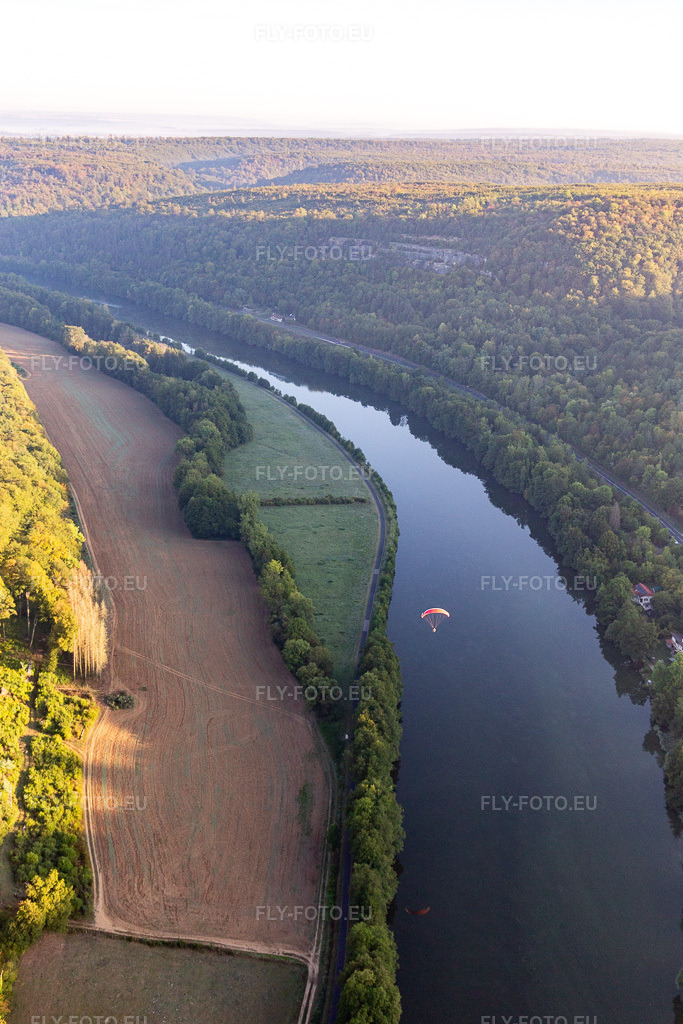Vue aérienne: Moselle à Sexey-aux-Forges dans le département Meurthe et Moselle, France. Photo: IMG_118085.jpg prise le 15/09/2019 par Werner Riehm/FLY-FOTO.eu – Résolution de l'original: 3533 x 5299 px