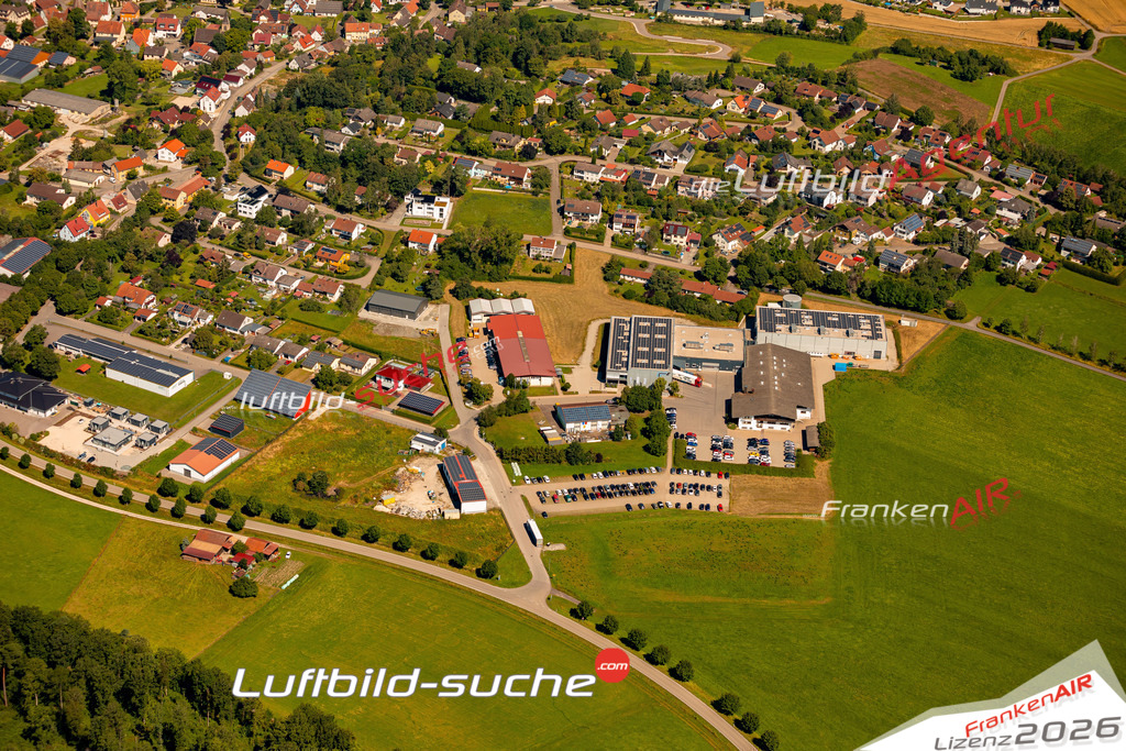 Das Luftbild zeigt : Marktlustenau Kreßberg - Die Luftaufnahme wurde 2024 vom UL-Flugzeug aus erstellt ( keine Drohne ) - Hochauflösende Luftaufnahme - Für grossformatige Ausdrucke geeignet. Die Geschenkidee !Mit Lizenz und Bildrechte bestellbar