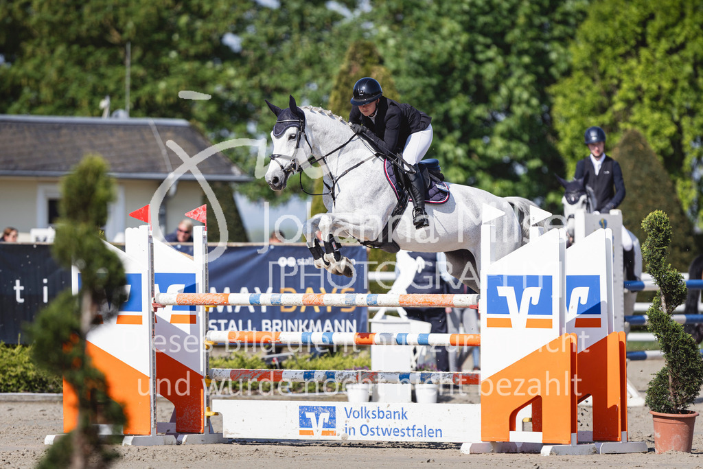 260509_PfSpTa_11_M1-Spr-110 | Deine schönsten Turniermomente als professionelle Fotos! Entdecke hochwertige Pferdesport-Fotografie im Online-Shop. Jetzt Fotos finden & bestellen!