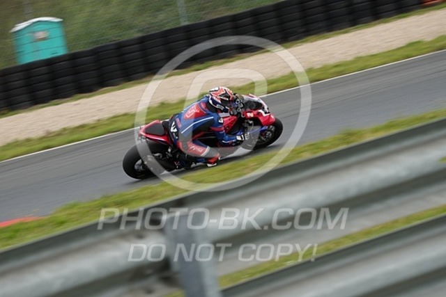 2024_07_06_PBK_33264 | Sportfotografie; SlowMotion; Video; Rennstrecke; Hafeneger; Speer; Racing; RSE; BMW; CBO; Trackday; Motorsportarena; Hockenheimring; Brno; Most; Barcelona; Valencia