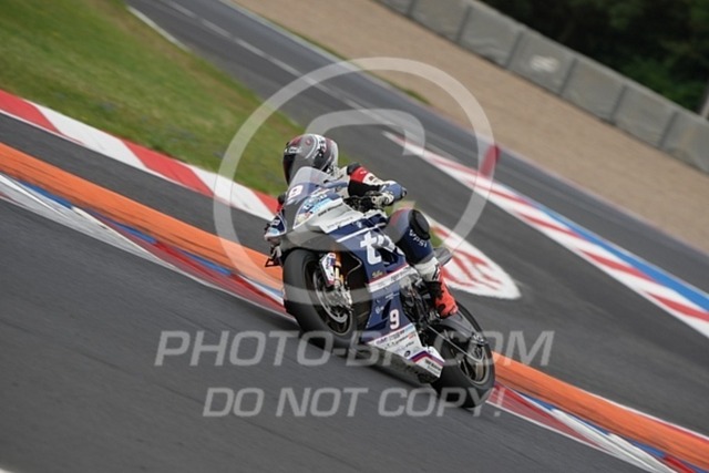 2024_08_09_PBK_16892 | Sportfotografie; SlowMotion; Video; Rennstrecke; Hafeneger; Speer; Racing; RSE; BMW; CBO; Trackday; Motorsportarena; Hockenheimring; Brno; Most; Barcelona; Valencia