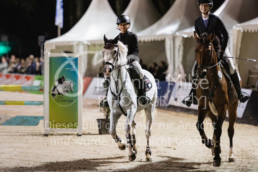 240913_OWLCh_Teamspringen-809 | Deine schönsten Turniermomente als professionelle Fotos! Entdecke hochwertige Pferdesport-Fotografie im Online-Shop. Jetzt Fotos finden & bestellen!