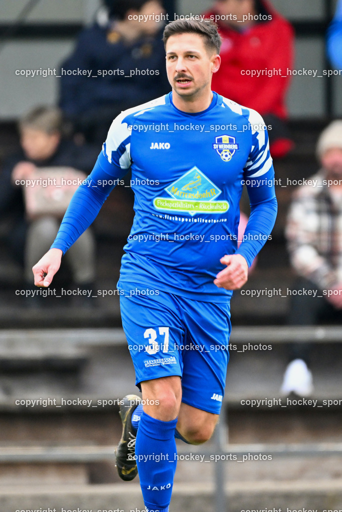 MSC Magdalen vs. SV Wernberg | #37 Philipp Ronacher SV Wernberg, MSC Magdalen vs. SV Wernberg, MSC Magdalen vs. SV Wernberg am 10.11.2024 in Magdalen (Sportplatz Magdalen), Austria, (Photo by Bernd Stefan)