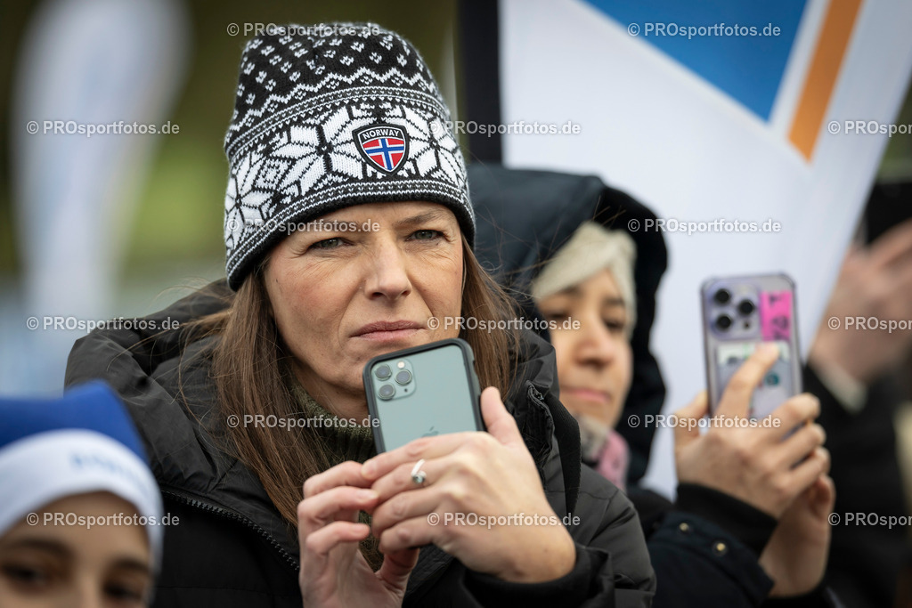 Bonner Nikolauslauf in Bonn, 08.12.2024 | Impressionen vom Bonner Nikolauslauf am 08.12.2024 in Bonn (Freizeitpark Rheinaue). Foto: BEAUTIFUL SPORTS/Axel Kohring