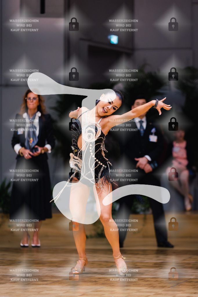 GOC 2025 - WDSF Solo Junior II Latin Female - 2025-08-21-8397 | Webshop for digital downloads and prints of dance sport, event & show photographer Julian Link - Realisiert mit Pictrs.com