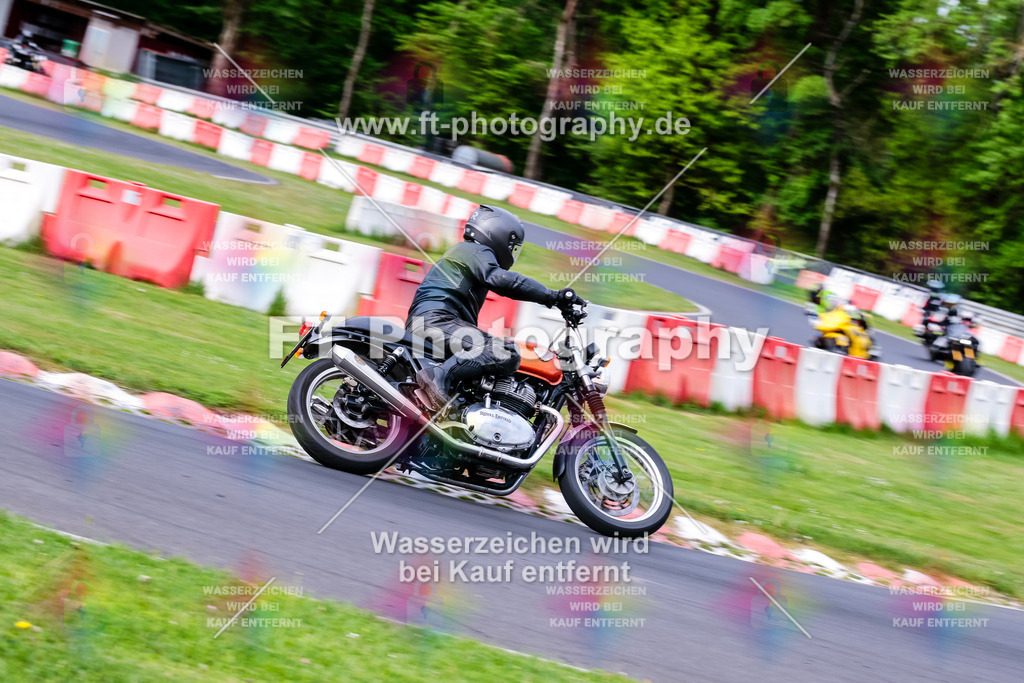MotoTeamVBK-20093 | Hier findet Ihr Bilder von Touristenfahrten auf der Nürburgring Nordschleife oder von anderen Veranstaltungen die ich besucht habe. Viel Spass beim Durch Schauen 