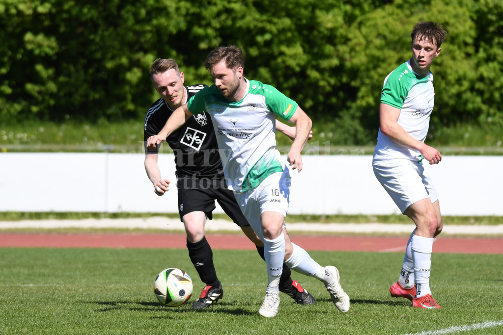 SpVgg GW Deggendorf | Florian Garhammer (SpVgg GW Deggendorf #16) - Realisiert mit Pictrs.com