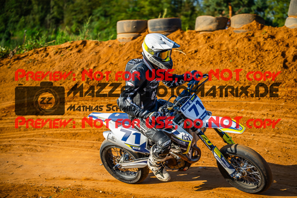 MaZZes_FotoMatrix_230917_0013 | S4