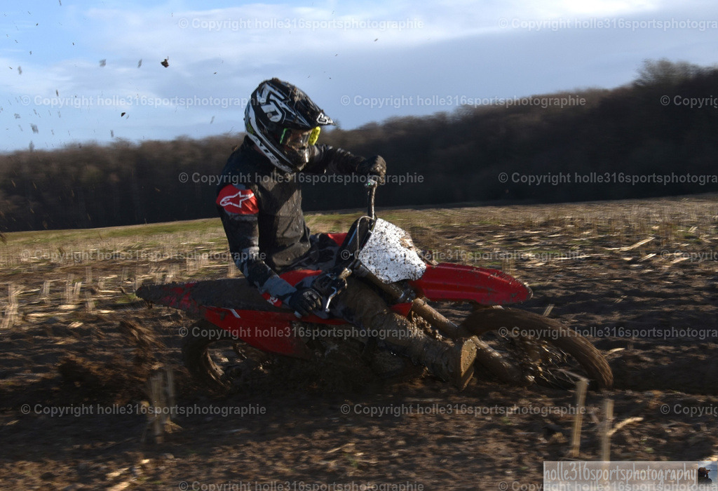 DSC_0078 | Sportfotografie , Motorsport, Motoross, Reitsport, Mointainbike, Enduro,
Landschaft , Outdoor, Eventfotografie, Landschaft, Bilder online bestellen - Realisiert mit Pictrs.com