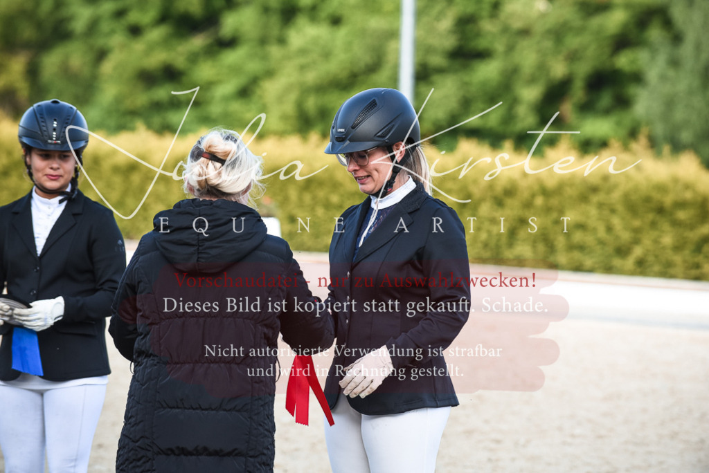 20230518_JK-Röhrsdorf-12-1282 | Pferde- und Turnierfotografie in Westsachsen. Pferdeportraits, Auftragszeichnungen und intuitive Kunst.