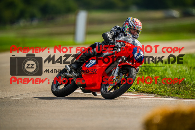 MaZZes_FotoMatrix_220917_9465 | KLASSIK