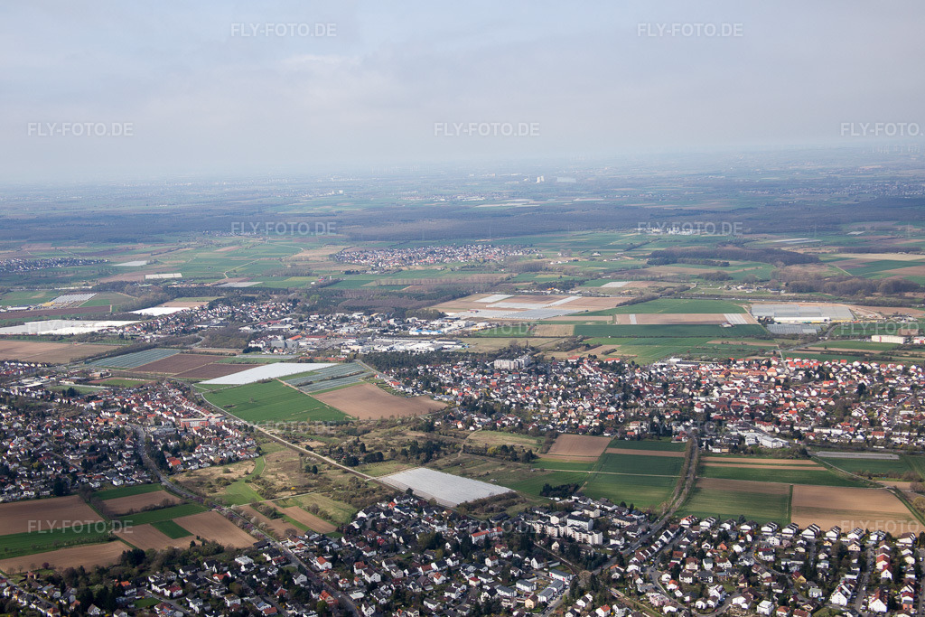 Luftbild: Ortsansicht im Ortsteil Jugenheim an der Bergstrasse in Seeheim-Jugenheim im Bundesland Hessen in Deutschland. Foto: IMG_077202.jpg vom 12.04.2015 durch Werner Riehm/FLY-FOTO.de