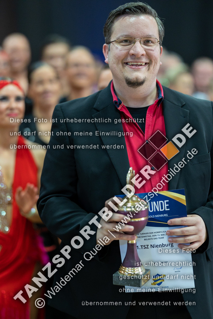 20230513-11602 | Hier finden Sie Tanz Bilder vom Latein und Standard Formationen tanzen. Sportbilder vom Tanzsport. Schöne Fotos und von Weltmeisterschaft, Europameisterschaft, Bundesliga, Regionalliga, Oberliga und Landesliga sowie von GOC Stuttgart, DanceComp, WM Bremen