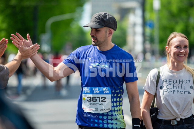 20250427-NSZ_3823 | DEU, Düsseldorf, 27.04.2025 Uniper Düsseldorf Marathon 2025 - Realisiert mit Pictrs.com
