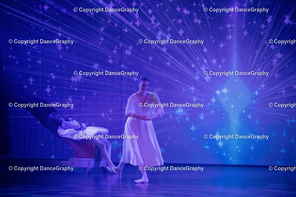 GPHY2273 | DanceGraphy - Realisiert mit Pictrs.com