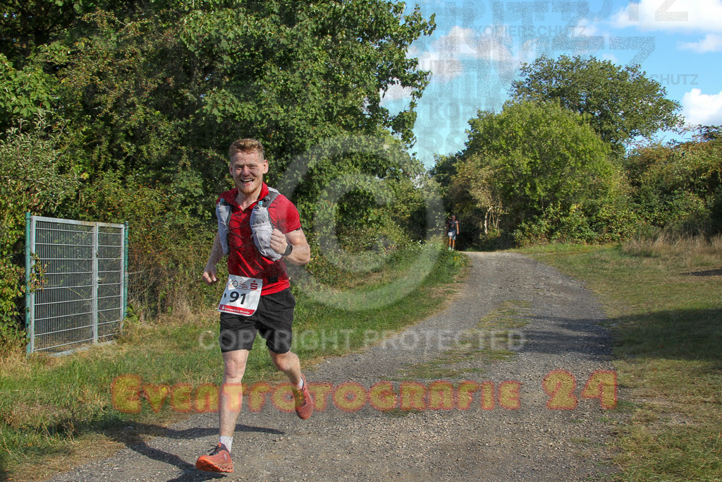 250830_1633_EV4_4681 | Sportfotografie im Rhein-Sieg Kreis, Köln, Bonn, NRW, Rheinland Pfalz, Hessen, etc. Unser Tätigkeitsfeld umfasst den Laufsport vom Volkslauf über den Marathon, Duathlon, Triathon bis zum Ultralauf wie Kölnpfad Ultra oder Schindertrail.