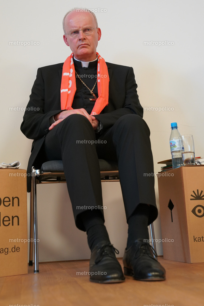 Franz-Josef Overbeck (3) | Metropolico