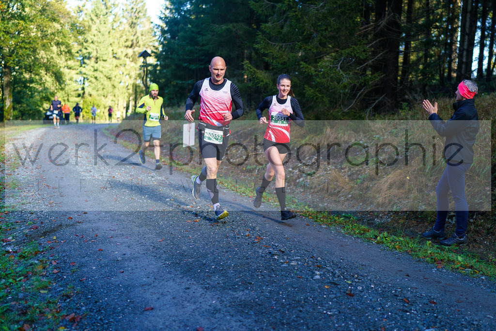 Herbstlauf 2024 | Rennsteig-Herbstlauf von Neuhaus am Rennweg nach Masserberg am 6. Oktober 2024