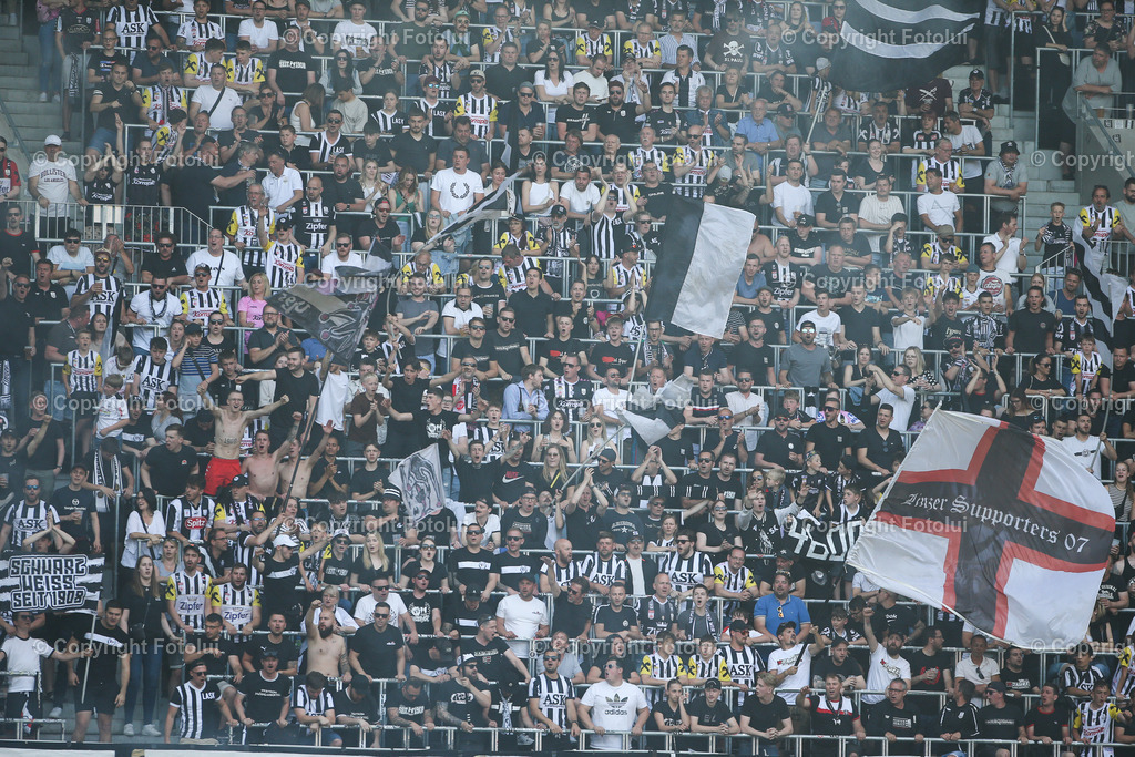 A_LUI_20230528_0021 | SPORT FUSSBALL ADMIRAL BUNDESLIGA 2022/23 LASK VS AUSTRIA WIEN

IM BILD: Fans (Lask)
FOTO:FOTOLUI/UW