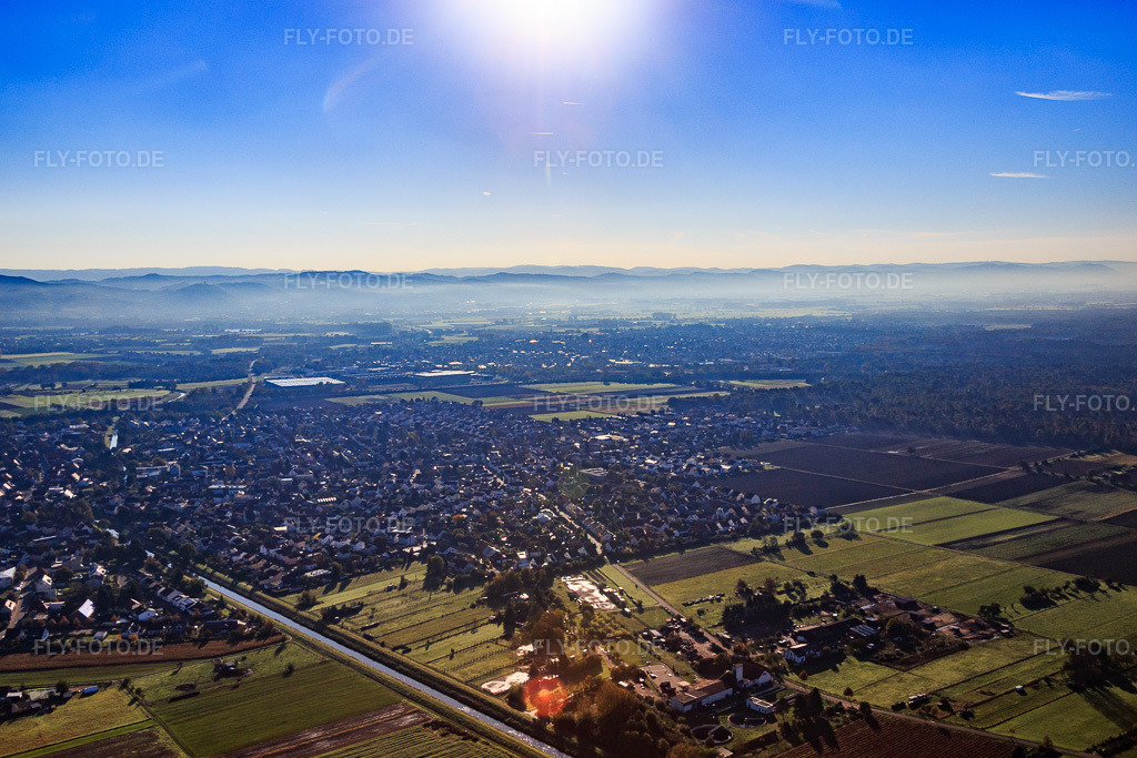 Luftbild: Ortsansicht aus Westen Bei Sonnenaufgang im Ortsteil Grosshausen in Einhausen im Bundesland Hessen in Deutschland. Foto: IMG_075198.jpg vom 19.10.2014 durch Werner Riehm/FLY-FOTO.de