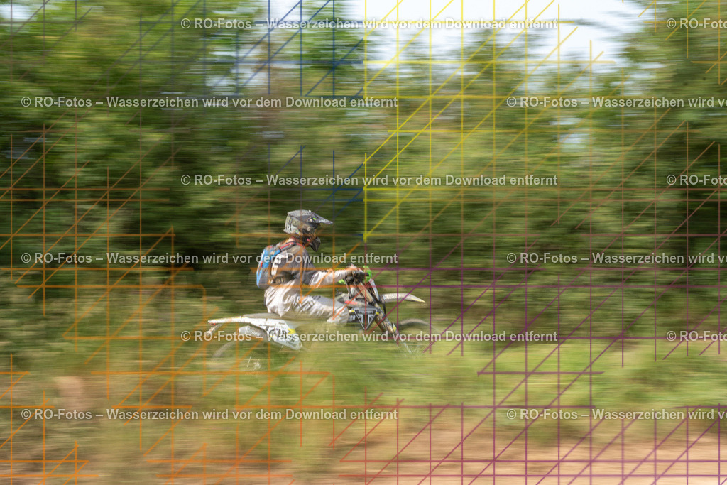 Niederwürzbach 3 Lauf-890 | Sportfotografie von RO-Fotos: Motorsport, Motocross, Enduro, Laufveranstaltungen und Triathlon. Professionelle Fotos von Sportlern und Events. - Realisiert mit Pictrs.com