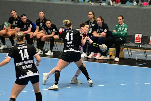 Handball I Frauen I Saison 2025-2026 I 2. HBF I 11. Spieltag I HL Buchholz 08-Rosengarten - HC Leipzig I 79054 | Der Sportfotograf. - Realisiert mit Pictrs.com
