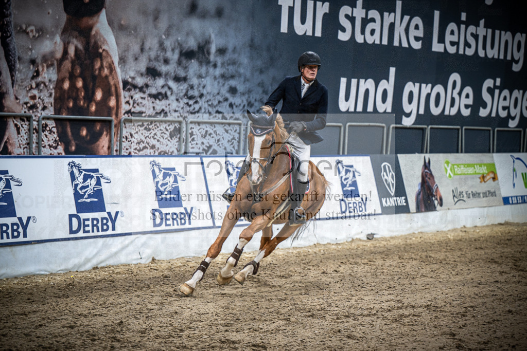 DOS_1198 | Entdecke hochwertige Reitturnierfotos von Foto Oger. Professionell, emotional und authentisch – jetzt Lieblingsmomente im Shop bestellen.Deutschlandweite Turnierfotografie. - Realisiert mit Pictrs.com
