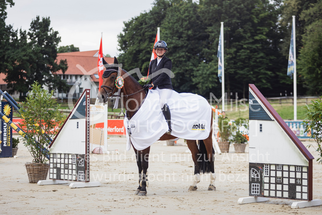 250713_BHO_M1-Spr-306 | Deine schönsten Turniermomente als professionelle Fotos! Entdecke hochwertige Pferdesport-Fotografie im Online-Shop. Jetzt Fotos finden & bestellen!