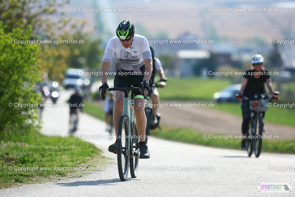 327_TRA55509 | Neusiedlersee Radmarathon 2026@sportshot_your_pictrs #yourpictures#roadtowm2029 #nrm #neusiedlerseeradmarathon #neusiedlersee #neusiedlerseetourismus #burgenland #mörbisch #nrm26 #burgenlandtourismus #voglundco #poweredbyburgenlandtourismus #radsport #rad #marathon #ucigranfondo #visitburgenland #ucigranfondoworldseries