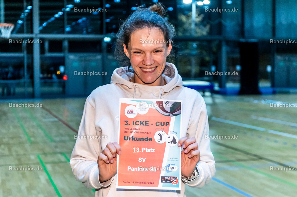 2024-00111557-3-Icke-Cup-Berlin |  16.11.2024; Berlin Foto: Gerold Rebsch - www.beachpics.de