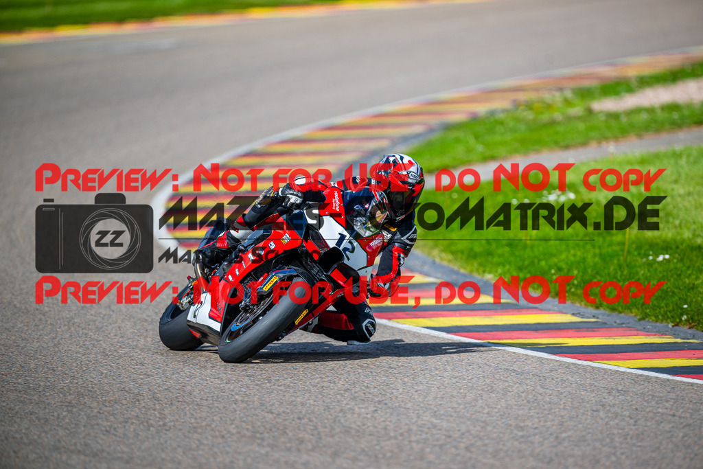 MaZZes_FotoMatrix_240505_6007705_1793 | STK1000